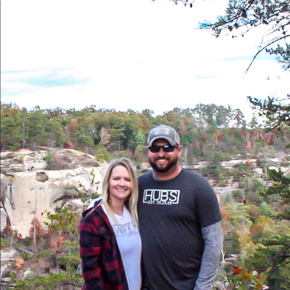 Meet your Posher, Lisa - Picture 2 of 2